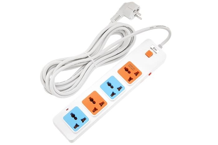 Ảnh Ổ cắm điện Comet 4 lỗ 5m CES10405