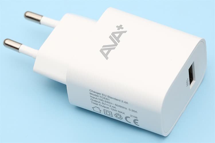 Ảnh Adapter Sạc USB 12W AVA+ TCES1
