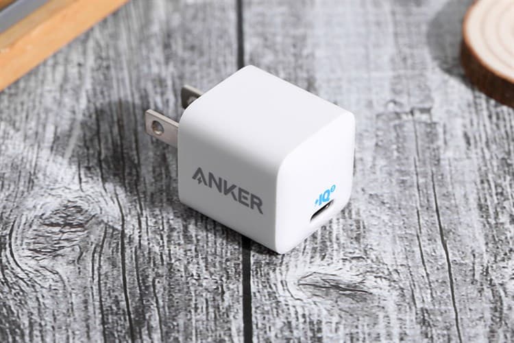 Ảnh Adapter Sạc Type C PD 20W Anker PowerPort III Nano A2633