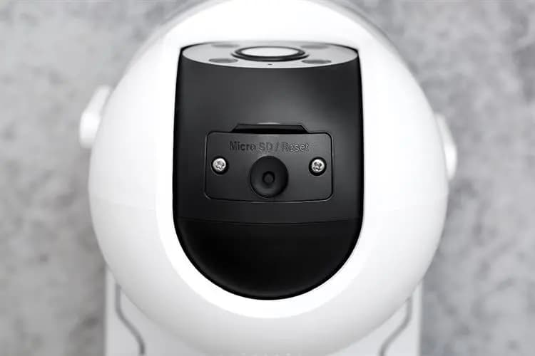 Ảnh Camera Wifi ngoài trời Ezviz CS-H9C Dual (3MP+3MP, đàm thoại, quay quét)