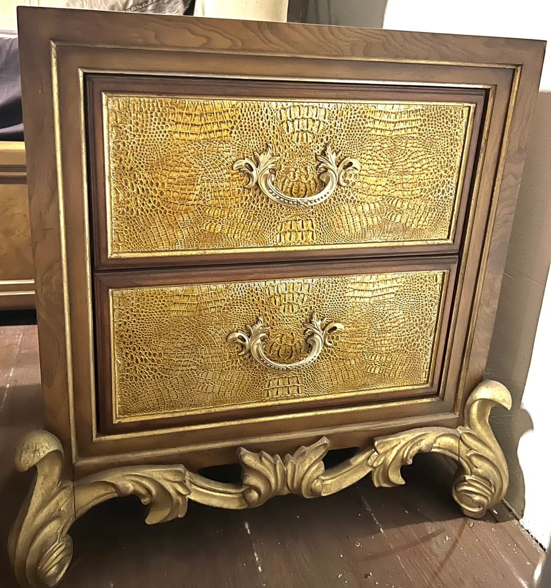 Táp đầu giường, B098-27S (1) - Thương hiệu Monarchy Đồ nội thất