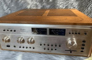 Ảnh Ampli Accuphase E 303