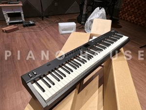 Ảnh Đàn piano Roland RD-88