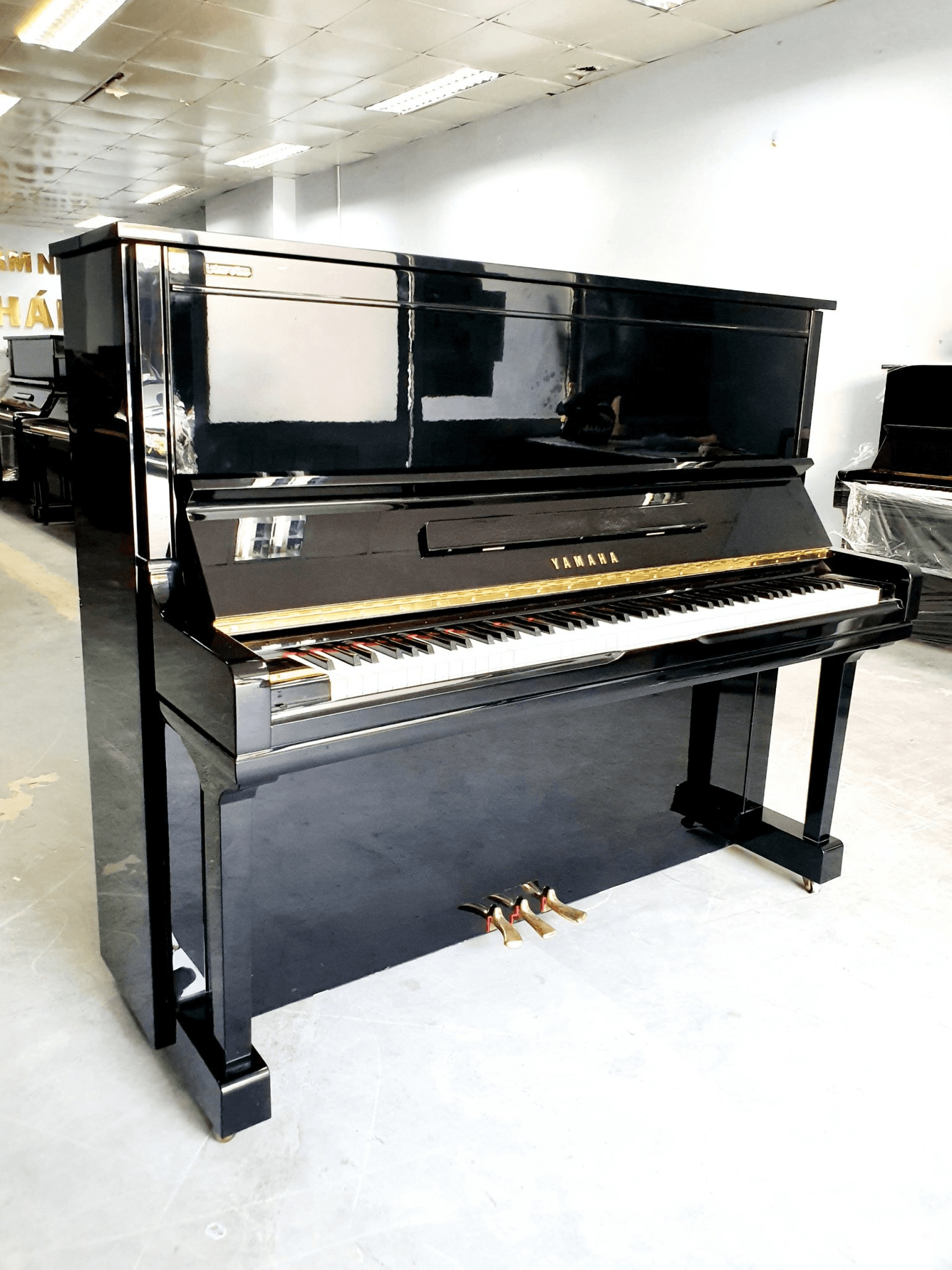 Ảnh Đàn piano cơ YAMAHA U300S